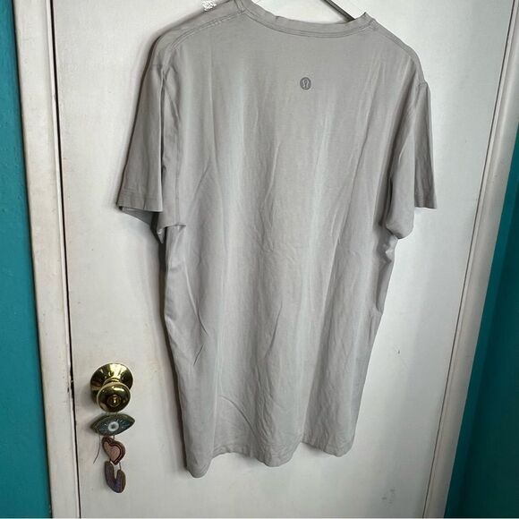 Lululemon Buddha graphic tee shirt - Picture 2 of 6